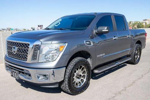 2017 Nissan Titan SV