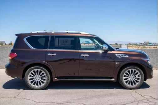 2017 INFINITI QX80 Base