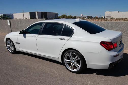 2015 BMW 750 Li