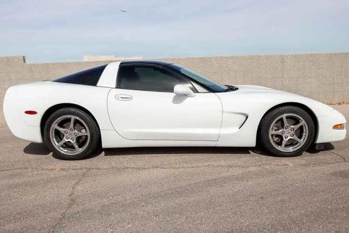 1997 Chevrolet Corvette Base