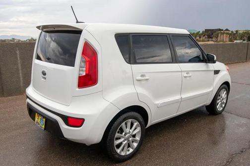 2012 Kia Soul +