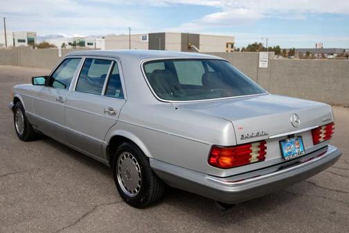 1987 Mercedes-Benz S-Class 300SDL