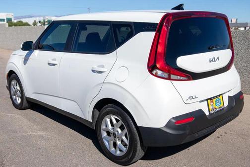 2022 Kia Soul LX