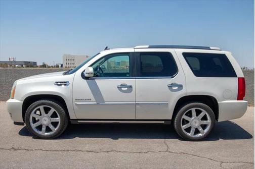 2010 Cadillac Escalade Sport