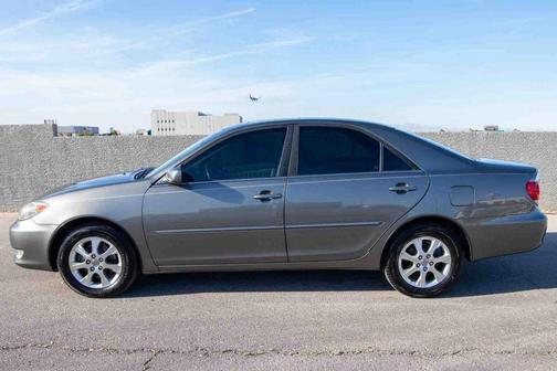 2005 Toyota Camry XLE V6