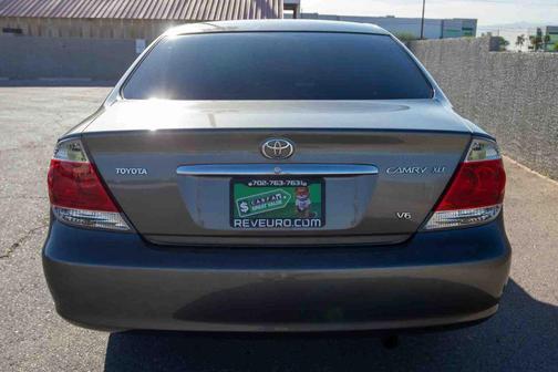 2005 Toyota Camry XLE V6