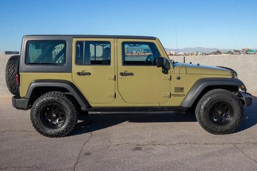2013 Jeep Wrangler Unlimited Sport