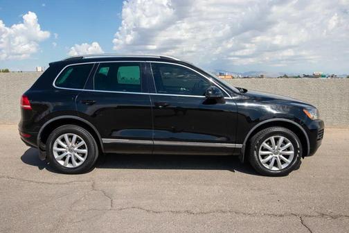 2012 Volkswagen Touareg VR6 Sport