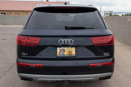 2017 Audi Q7 3.0T Premium