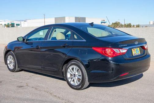 2012 Hyundai SONATA GLS