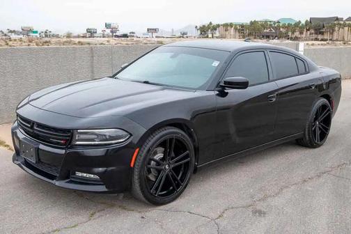 2016 Dodge Charger SXT