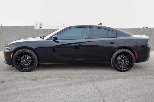 2016 Dodge Charger SXT