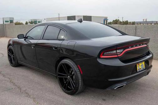 2016 Dodge Charger SXT