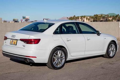2017 Audi A4 Season of Audi ultra Premium