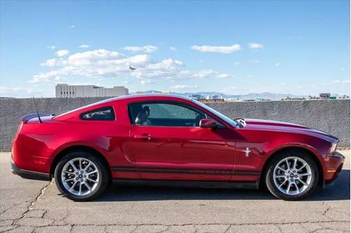 2011 Ford Mustang V6 Premium