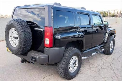 2006 Hummer H3 Base