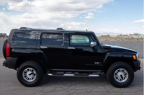 2006 Hummer H3 Base