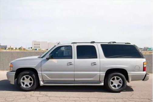 2004 GMC Yukon XL Denali