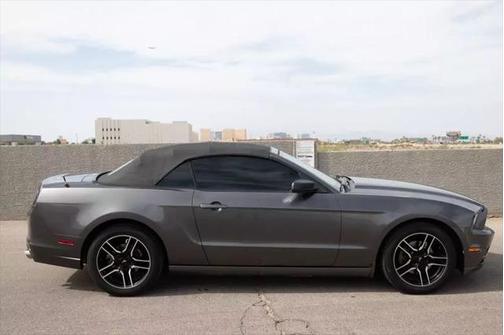2014 Ford Mustang V6