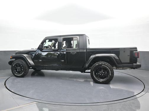 2024 Jeep Gladiator Sport