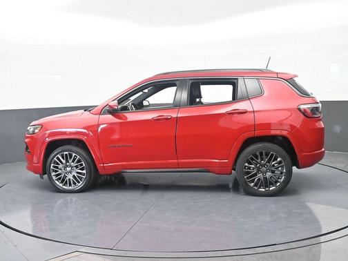 Redline Pearlcoat 2022 Jeep Compass Altitude