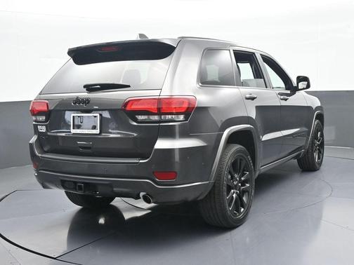 2019 Jeep Grand Cherokee Altitude