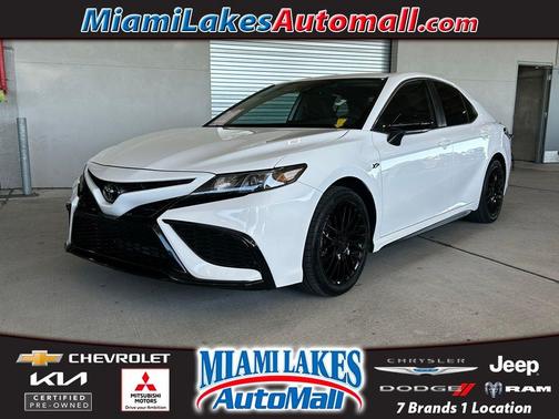 2024 Toyota Camry SE