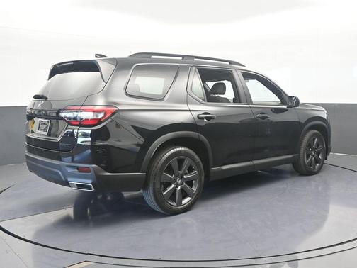 2023 Honda Pilot Sport