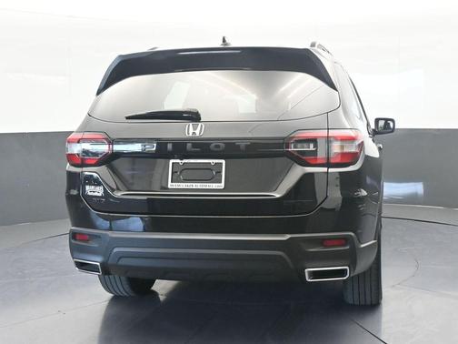 2023 Honda Pilot Sport