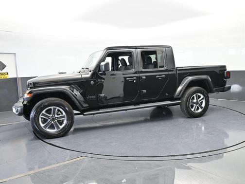 2024 Jeep Gladiator Sport