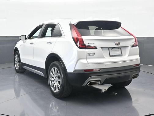 2022 Cadillac XT4 Premium Luxury