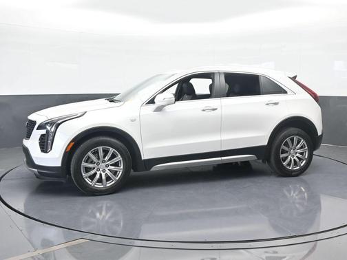 2022 Cadillac XT4 Premium Luxury