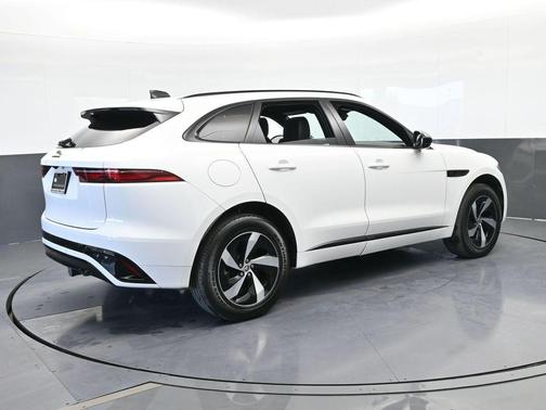 2024 Jaguar F-PACE P250 R-Dynamic S