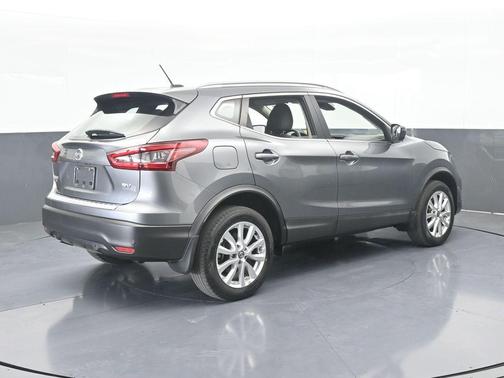 2021 Nissan Rogue Sport SV