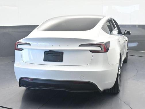 2024 Tesla Model 3 Base
