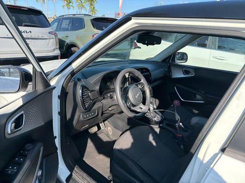 2023 Kia Soul S