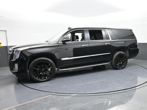 2018 Cadillac Escalade ESV Luxury