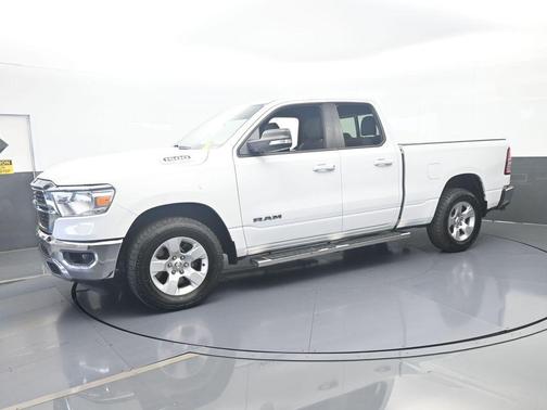 Bright White Clearcoat 2022 RAM 1500 Big Horn