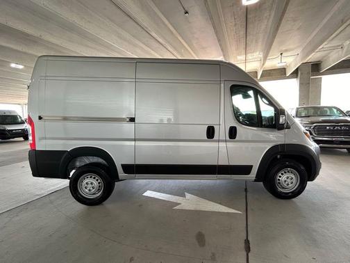 2025 RAM ProMaster 1500 Base