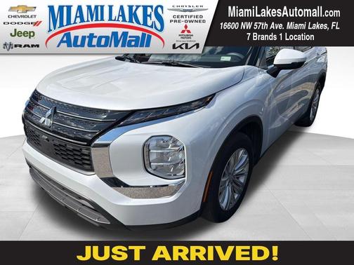 2023 Mitsubishi Outlander ES