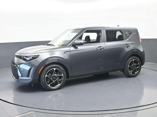 Gravity Gray 2023 Kia Soul EX