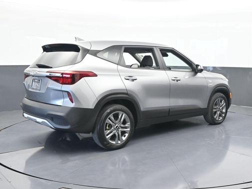 2022 Kia Seltos LX