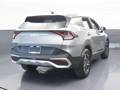 2024 Kia Sportage Hybrid LX