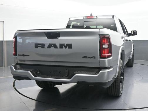 Billet Silver Metallic Clearcoat 2025 RAM 1500 Big Horn/Lone Star