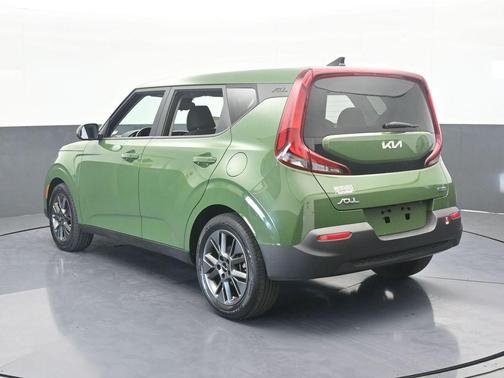 2022 Kia Soul EX