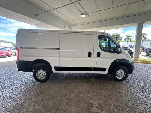 2023 RAM ProMaster 2500 Base