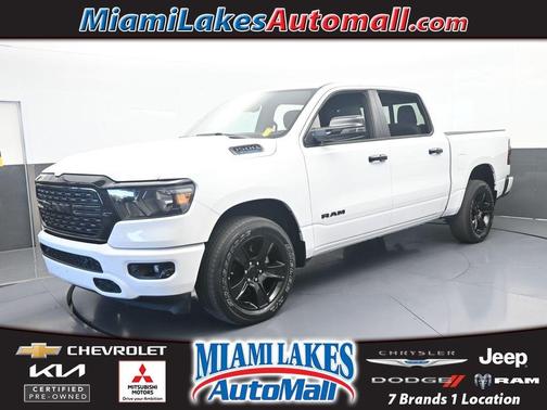 Bright White Clearcoat 2024 RAM 1500 Big Horn/Lone Star