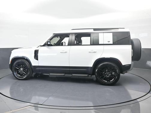 2022 Land Rover Defender 110 S
