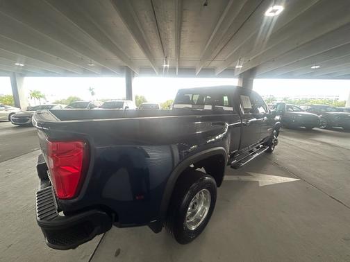 Northsky Blue Metallic 2021 Chevrolet Silverado 3500 High Country