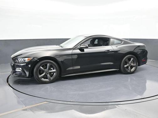 2016 Ford Mustang V6